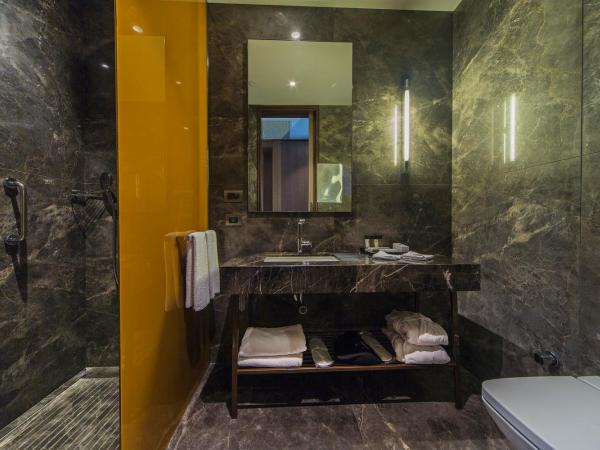 Naz City Hotel Taksim - Special Category : photo 4 de la chambre chambre double supérieure avec balcon