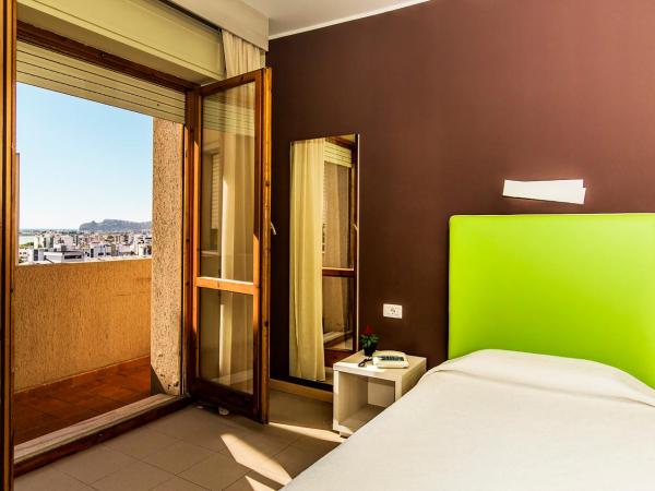 Hotel Residence Ulivi E Palme : photo 1 de la chambre chambre simple supérieure