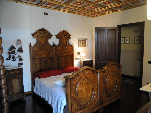 B&B Luce Riflessa : photo 3 de la chambre chambre double avec salle de bains privative extérieure