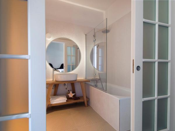 XII Century Heritage Hotel : photo 2 de la chambre suite junior - vue sur mer