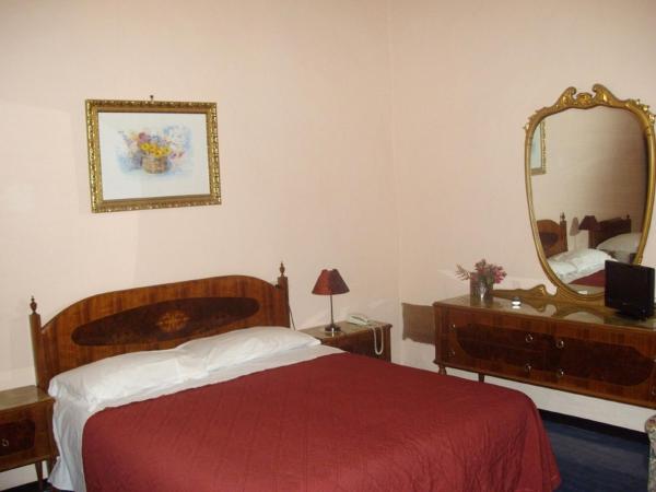 Albergo Anna : photo 4 de la chambre chambre double ou lits jumeaux