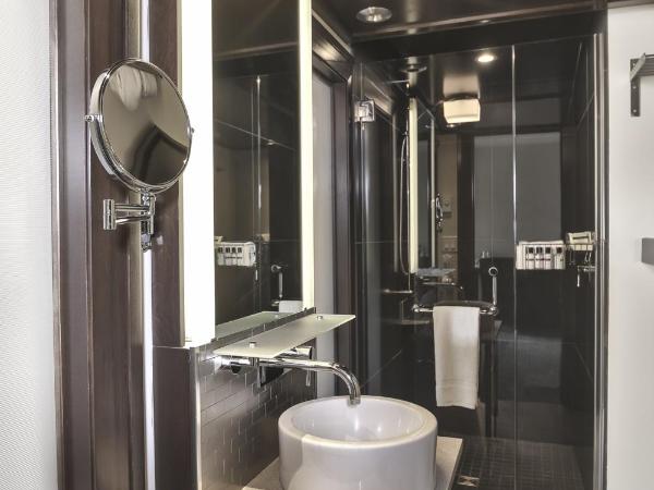 Hôtel Sainte-Anne : photo 3 de la chambre suite junior avec 2 lits
