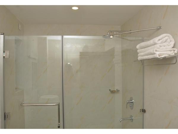 The Kings Park Residency : photo 8 de la chambre suite lit king-size