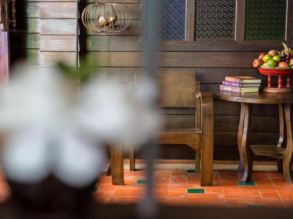 Singha Montra Lanna Boutique Style Hotel : photo 4 de la chambre suite signature singhamontra