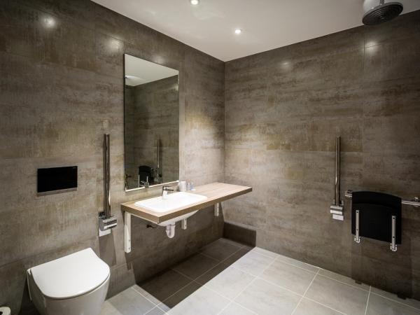 The Residence Hotel at The Nottinghamshire Golf & Country Club : photo 6 de la chambre chambre double - accessible aux personnes à mobilité réduite