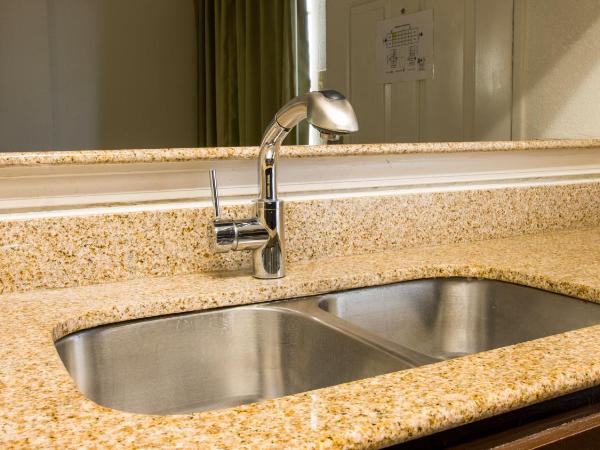 Studio 6-San Antonio, TX - Lackland AFB : photo 6 de la chambre chambre double - accessible aux personnes à mobilité réduite - non-fumeurs