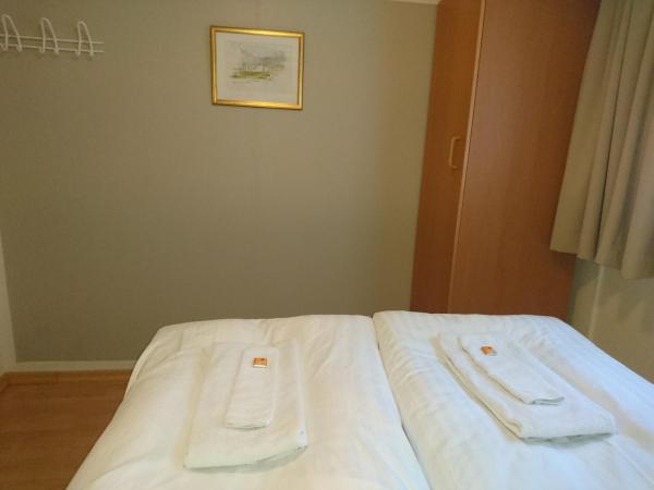 Alba Guesthouse : photo 5 de la chambre chambre double avec salle de bains commune