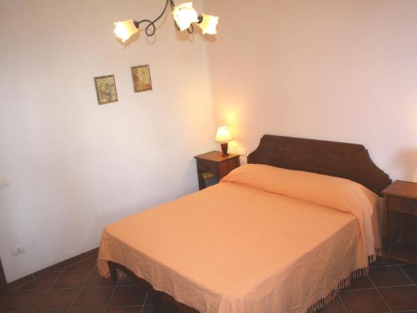 Agriturismo La Torretta : photo 2 de la chambre chambre double avec salle de bains privative