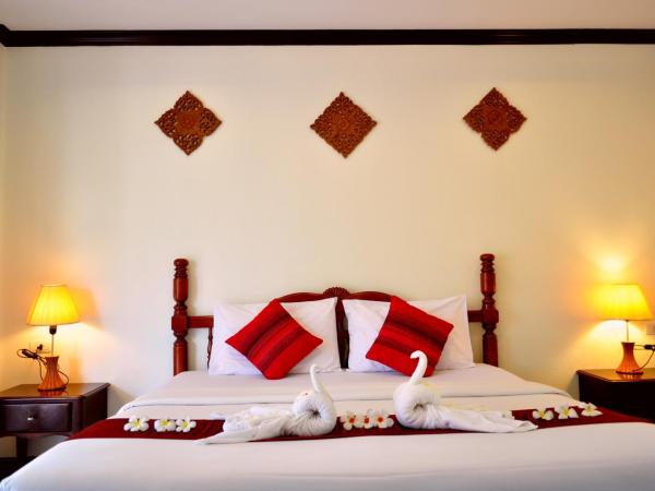 Lanta Seafront Resort : photo 2 de la chambre chambre double deluxe