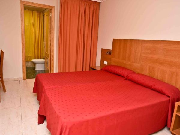 Hotel Adsubia : photo 1 de la chambre chambre double ou lits jumeaux
