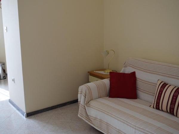 Guesthouse Marko : photo 1 de la chambre appartement avec terrasse