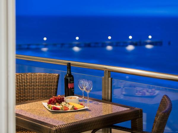 Oaks Glenelg Plaza Pier Suites : photo 8 de la chambre appartement 2 chambres – vue sur océan