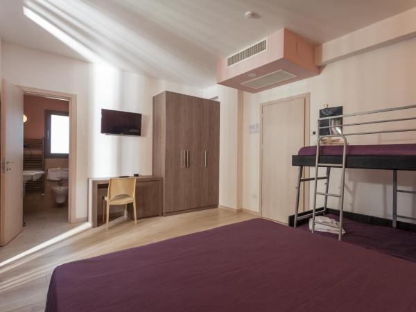 Hotel Gioia : photo 5 de la chambre chambre triple standard