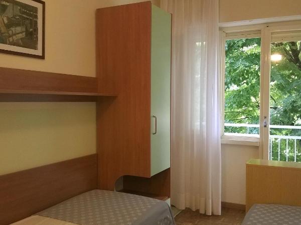 Hotel Capri : photo 7 de la chambre chambre double ou lits jumeaux standard