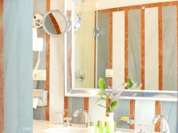 Las Casas de la Judería de Córdoba : photo 5 de la chambre chambre double classique