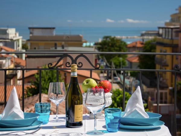 Hotel Residence Amarcord : photo 2 de la chambre studio avec balcon