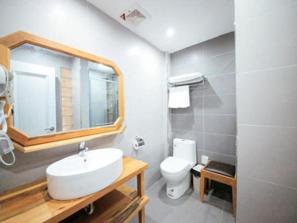 Lao men dong International Youth Hostel : photo 4 de la chambre chambre double