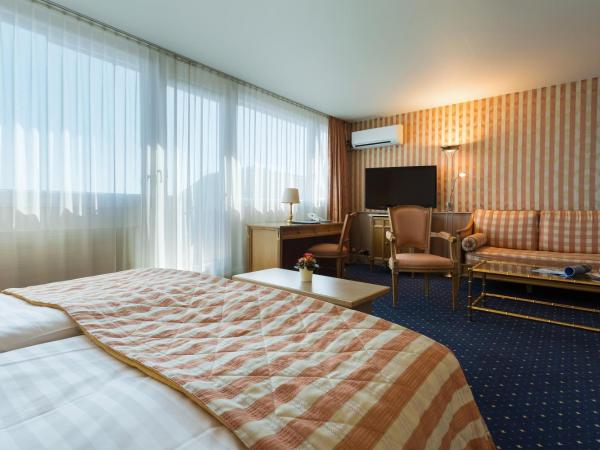 Continental Hotel Lausanne : photo 2 de la chambre chambre double confort