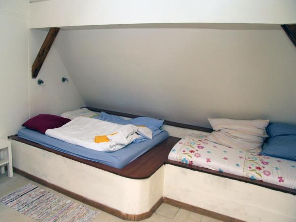 Guesthouse Lessi : photo 7 de la chambre chambre triple confort