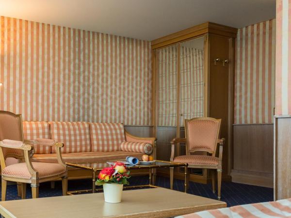 Continental Hotel Lausanne : photo 4 de la chambre chambre double confort