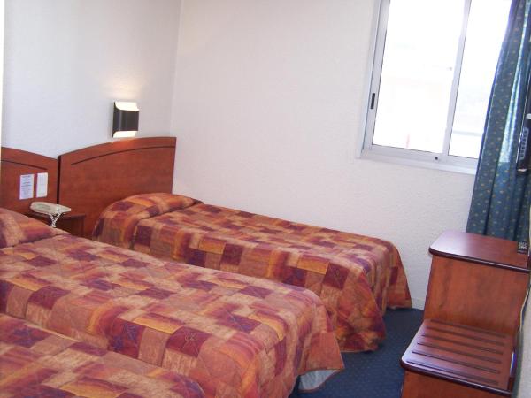 Hôtel Estival Arriel : photo 1 de la chambre chambre triple