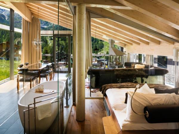 Matterhorn FOCUS Design Hotel : photo 4 de la chambre suite focus sur le toit - vue sur mont cervin - maison b