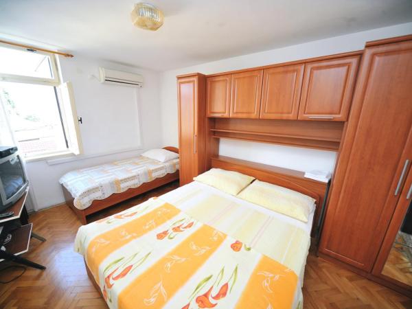 Rooms Novaković : photo 2 de la chambre chambre double avec salle de bains commune