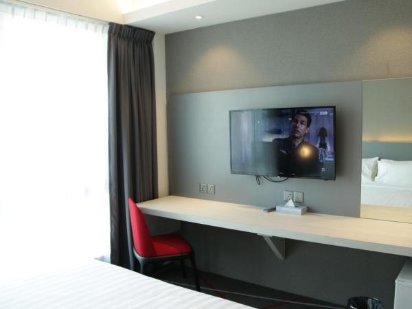Amerin Hotel Johor Bahru : photo 6 de la chambre chambre lits jumeaux deluxe