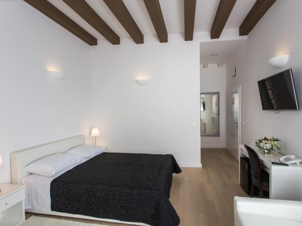 Rooms Klarisa Palace : photo 5 de la chambre chambre double deluxe