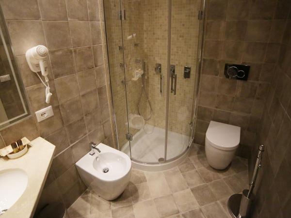 Hotel Renaissance : photo 7 de la chambre chambre deluxe double ou lits jumeaux