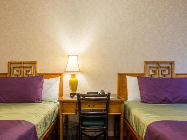 SW Hotel : photo 8 de la chambre chambre double avec 2 lits doubles