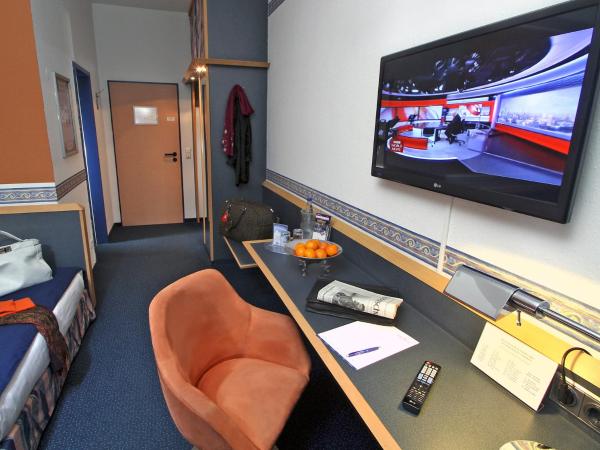 AMBER ECONTEL : photo 1 de la chambre chambre double affaires