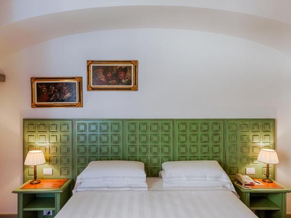 Hotel Mulino di Firenze - WorldHotels Crafted : photo 2 de la chambre chambre triple supérieure -vue sur rivière 
