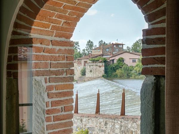 Hotel Mulino di Firenze - WorldHotels Crafted : photo 3 de la chambre chambre triple supérieure -vue sur rivière 