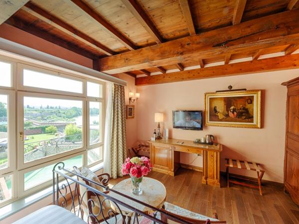 Hotel Mulino di Firenze - WorldHotels Crafted : photo 6 de la chambre chambre double supérieure - vue sur rivière