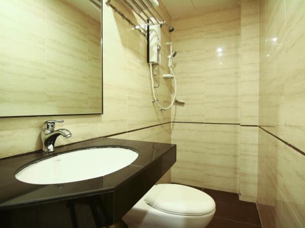 AG Hotel Penang : photo 3 de la chambre chambre standard lit queen-size