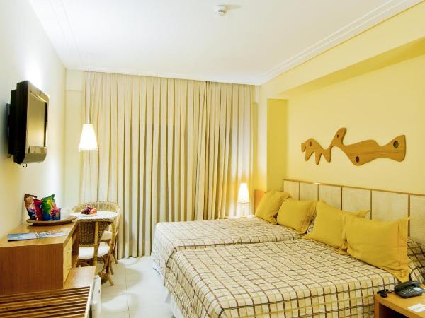 Pontalmar Praia Hotel : photo 2 de la chambre chambre triple de luxe avec balcon (3 adultes + 1 enfant)