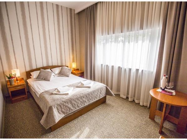 Hotel Polonez : photo 1 de la chambre chambre lits jumeaux