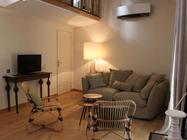 Chambre d'Hôtes Les Variétés : photo 4 de la chambre chambre en duplex