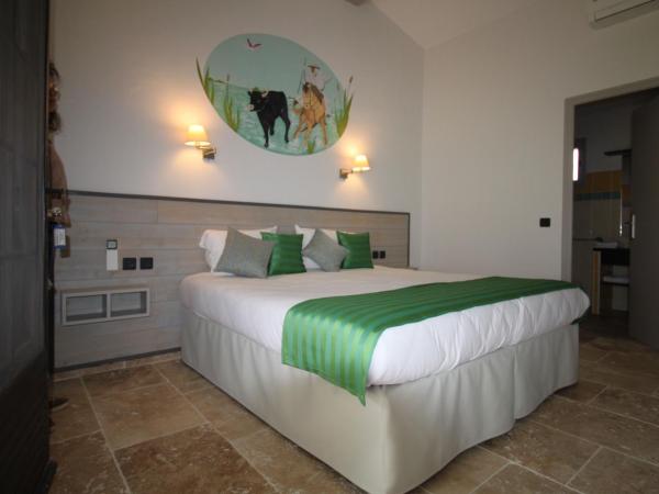 Hotel Mas Des Barres : photo 2 de la chambre chambre double confort avec terrasse