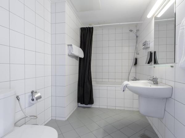 ProfilHotels Mercur : photo 7 de la chambre chambre lit queen-size standard 4