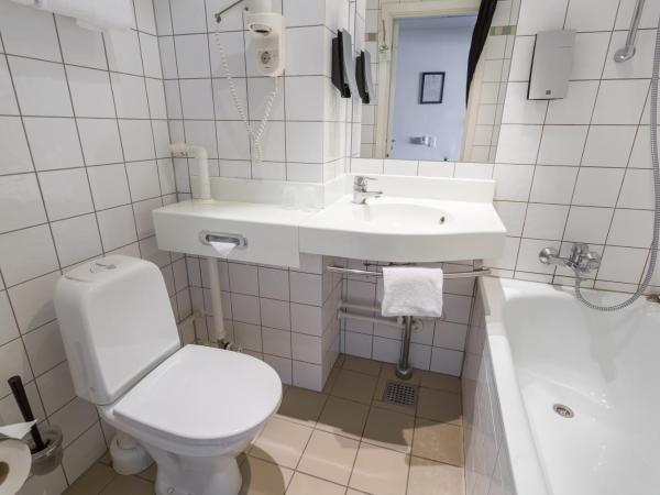 ProfilHotels Mercur : photo 5 de la chambre chambre standard lit queen-size