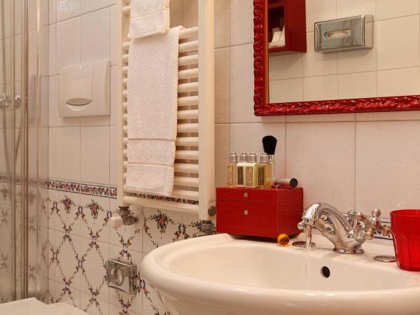 Pensione Accademia - Villa Maravege : photo 4 de la chambre chambre double ou lits jumeaux classique