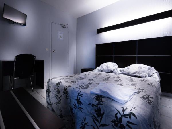 Hotel du Globe 18 : photo 1 de la chambre chambre double