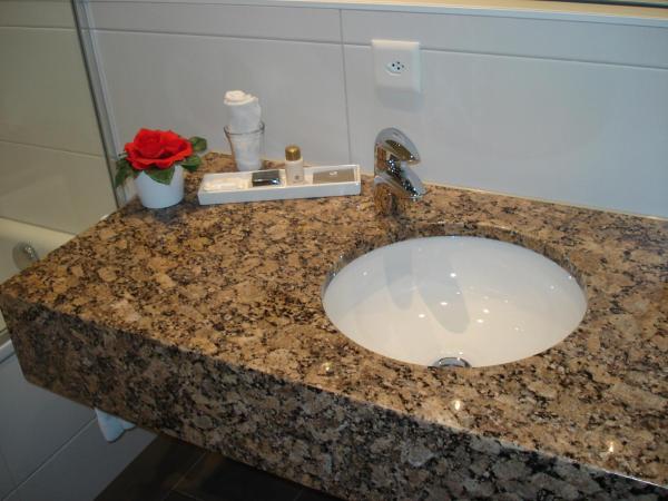 Hotel Monopol Luzern : photo 4 de la chambre chambre simple