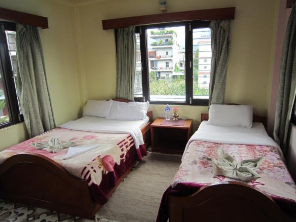New Annapurna Guest House : photo 9 de la chambre chambre standard - vue sur montagne