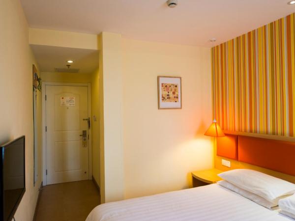 Home Inn Shenyang Shiyiwei Road Qingnian Street : photo 1 de la chambre citoyens de chine continentale - chambre familiale