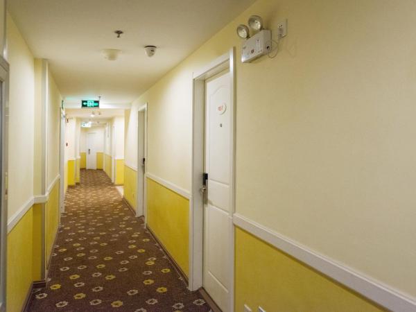 Home Inn Shenyang Shiyiwei Road Qingnian Street : photo 3 de la chambre offre citoyens chinois - chambre double