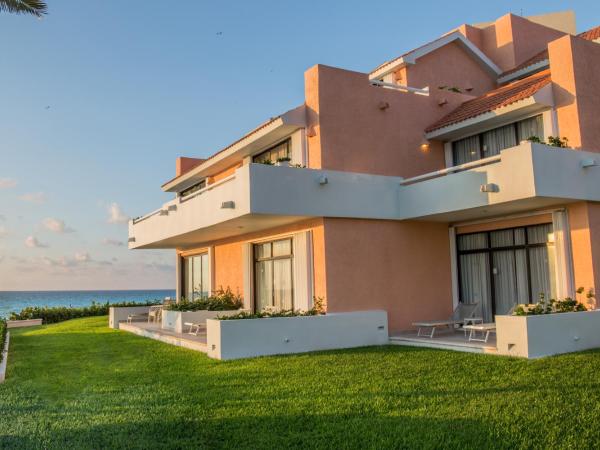 Wyndham Grand Cancun All Inclusive Resort & Villas : photo 8 de la chambre villa 3 chambres avec 2 lits king-size, 2 lits doubles et balcon - non-fumeurs