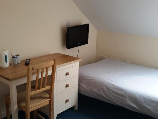 Bridge Farm Guesthouse rooms : photo 7 de la chambre chambre lits jumeaux Économique avec salle de bains privative